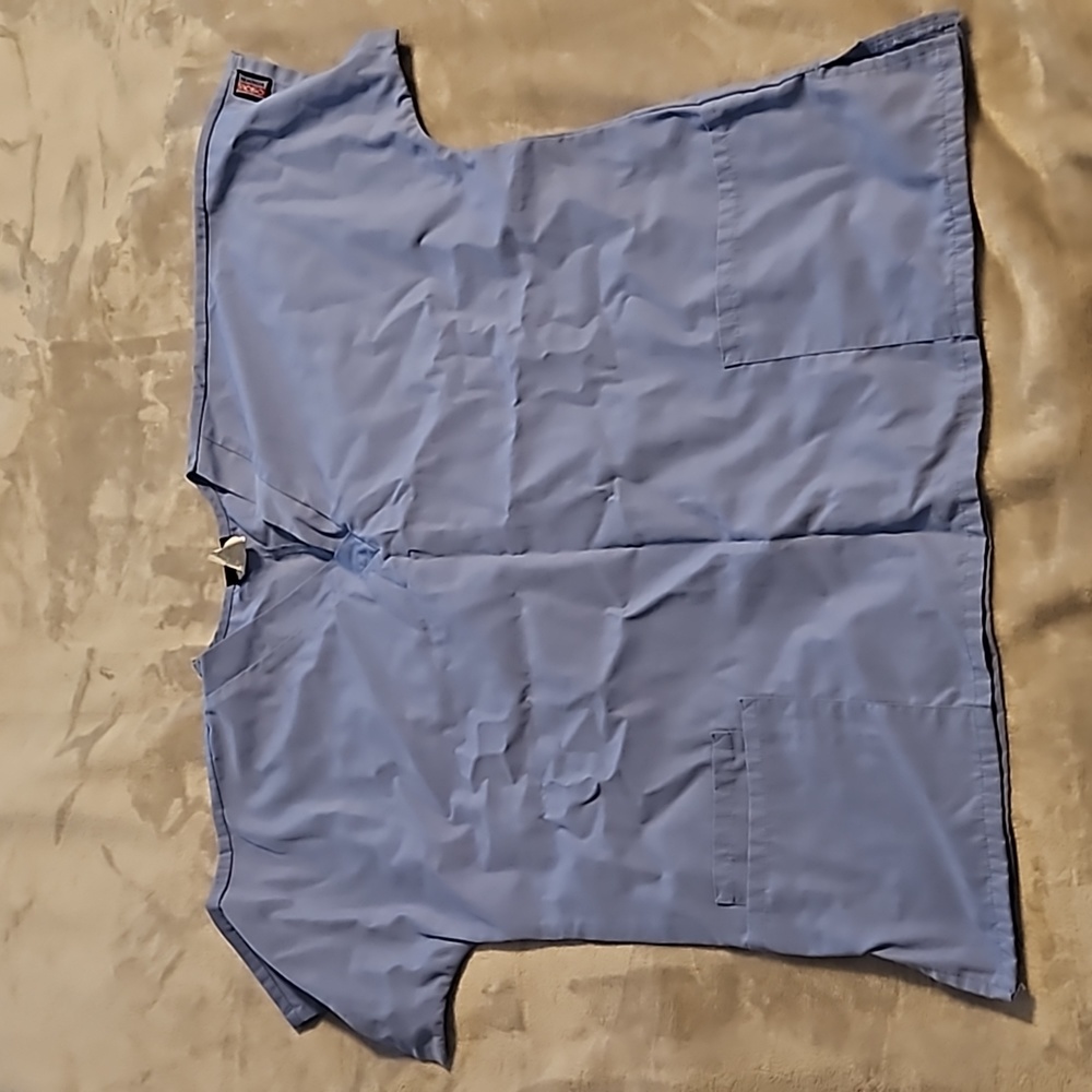 Cherokee Scrub Top M
